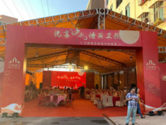 婚礼布场搭建拱门花柱等物料